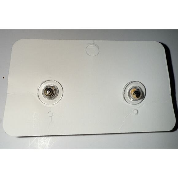 NWT Red Pearl And Flower Stud Earrings - Picture 2 of 2